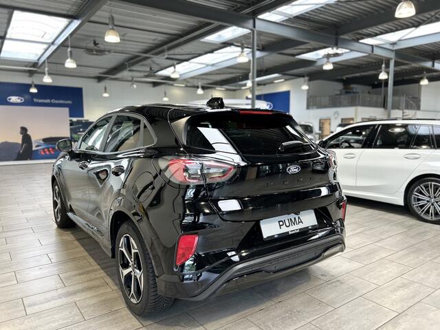 Ford PUMA EcoBoost Hybrid 125pk ST-Line | Winterpack | Cruise control | Climate control | SYNC 4 | All-season banden |