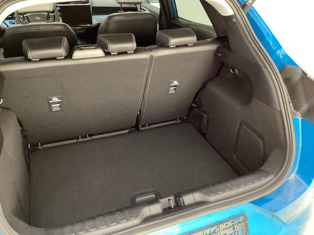 Ford PUMA Gen-E Premium 44 kWh | 3100 KM | Driver Pack | Winter Pack | Trekhaak | Verlengde fabrieksgarantie tot 08-2029