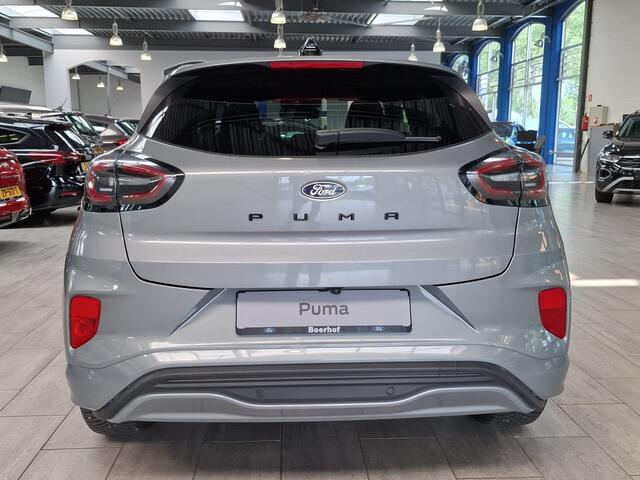 Ford PUMA EcoBoost Hybrid 125pk ST-Line | Winterpack | Cruise control | Camera | Clima | SYNC 4 | All-season banden |