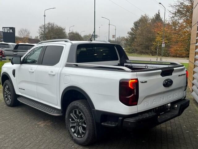 Ford RANGER 3.0 V6 240 PK 3500 KG 2 P/ VAN EURO 6 WILDTRAK 2024 BPM VRIJ V.A ¤ 57900 EXCL BESPAAR TOT ¤31000 BPM LAATSTE BESCHIKBARE AUTO LEVERING VOOR 2025 . LEDER NAVI CLIMA ADAPTIVE CRUISE .
