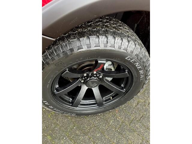 Ford RANGER 3.0 V6 AUT DIESEL EURO 6 BPM VRIJ 2024 GRIJS KENTEKEN 3500 KG TREKHAAK ¤ 63.900 EXCL Ideale grijskenteken 4X4 , bpm vrij voor de ondernemer 250 PK mag 3500 kg trekken . platinum uitvoering afgebeelde RAPTOR PACK is tegen meerprijs verkrijgbaar LAGE TARIEF