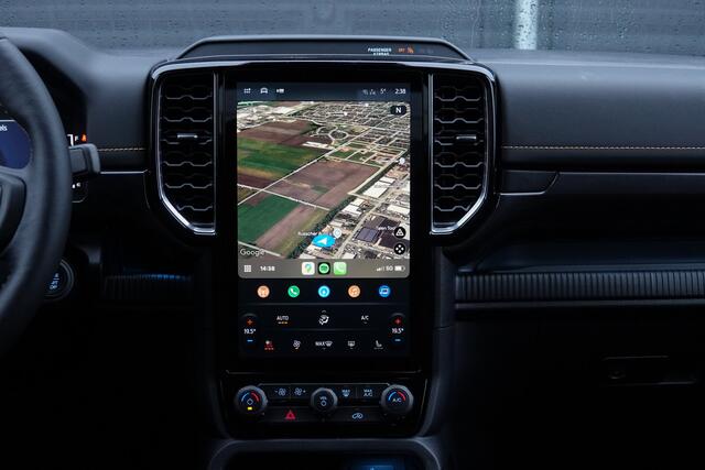 Ford RANGER Wildtrak 3.0 V6 240Pk Aut. | Double Cab | 2-persoons | 3.500Kg trekgewicht | Grijs kenteken | Carbonized Grey