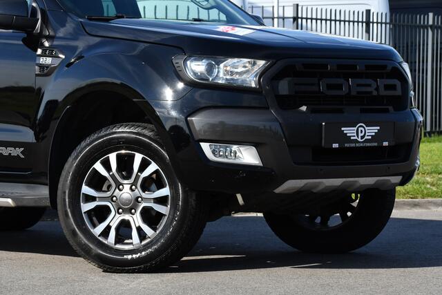 Ford RANGER 3.2 TDCi Wildtrak Supercab Camera, Adaptieve Cruise, 3500kg Trekhaak, Carplay, Automaat, 4x4, Multimedia, Uniek!