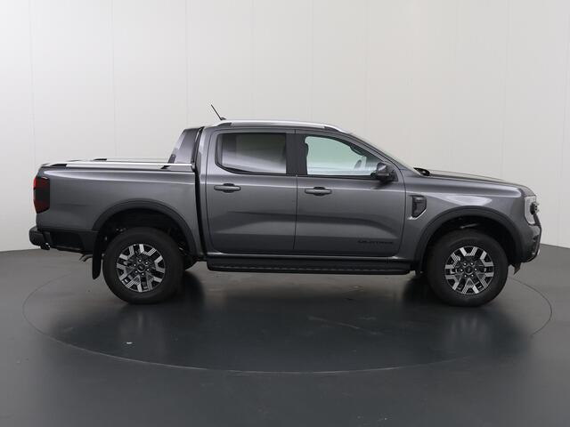 Ford RANGER WILDTRAK | DOUBLE CAB | 2.5 PHEV | HYBRID | 5-ZITS | 360 CAMERA | 3500 KG TREKHAAK AFNEEMBAAR | ADAPTIVE CRUISE | BLIND-SPOT | STOELVERWARMING | LEDER | LED | PLUG IN HYBRIDE | METALLIC