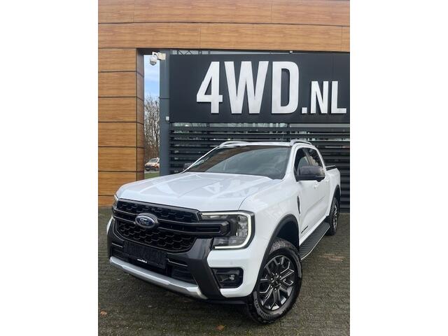 Ford RANGER 3.0 V6 AUT 4WD 2 PERS VAN BPM VRIJ DIRECT LEVERBAAR 3500 KG TREKGEW ¤ 55.900 EXCL Een van de laatste beschikbare 3.0 V6 motoren op grijs kenteken zonder BPM te betalen . deze sterke motor mag 3500 kg trekken en is FISCAAL ZEER VOORDELIG . informeer voo