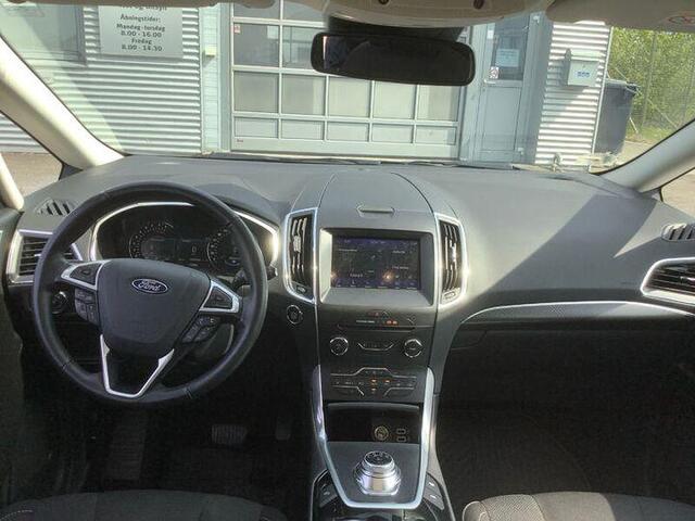 Ford S-MAX 2.5 FHEV Titanium 190pk | Panoramadak | Trekhaak | Adaptieve Cruise | Winterpack