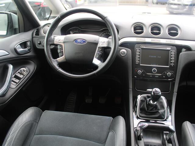 Ford S-MAX 1.6 EcoBoost Platinum | NAVIGATIE |
