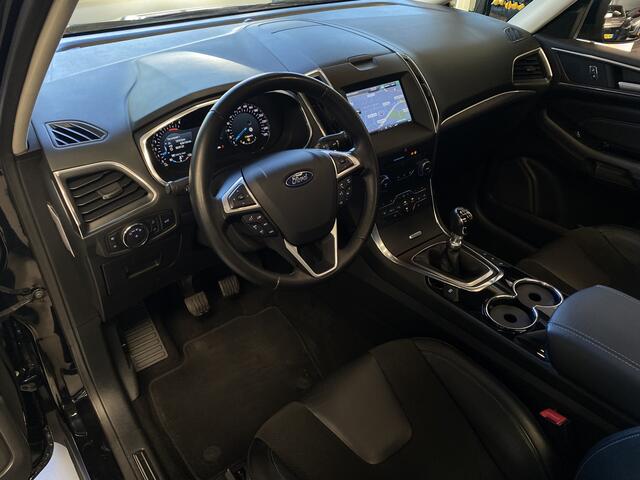 Ford S-MAX 1.5 Titanium Navigatie, Panorama, Cruise