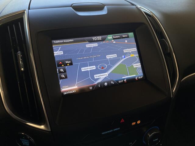 Ford S-MAX 1.5 Titanium Navigatie, Panorama, Cruise