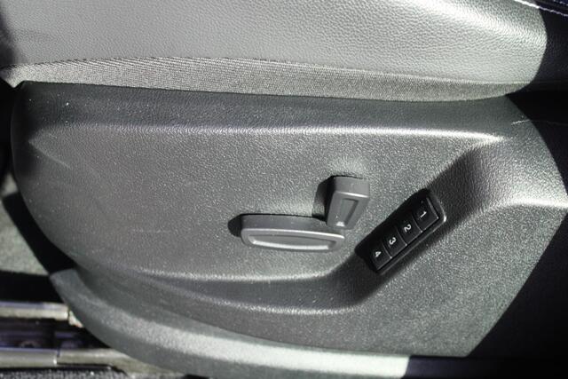 Ford S-MAX 1.6 EcoBoost 160 PK Platinum | Camera | Trekhaak | Stoelverwarming