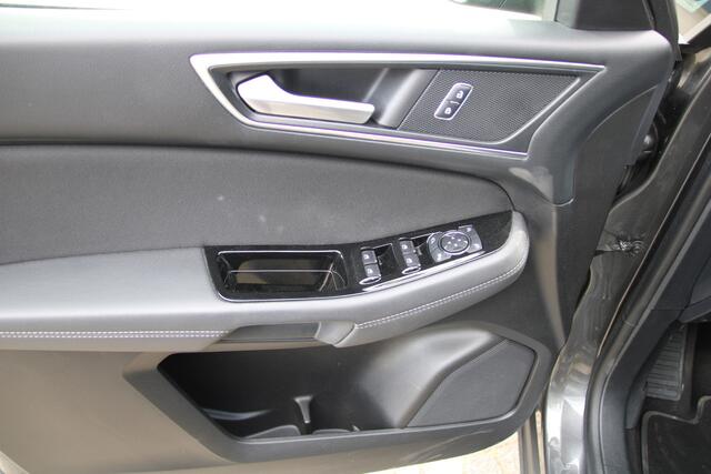 Ford S-MAX 1.5 Titanium 7p.165 PK TREKHAAK AFNEEMBAAR | WINTER-PACK | 7 STOELEN