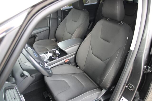 Ford S-MAX 1.5 Titanium 7p.165 PK TREKHAAK AFNEEMBAAR | WINTER-PACK | 7 STOELEN