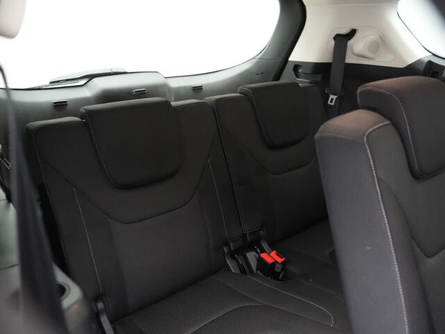 Ford S-MAX 2.0 Titanium 7 Persoons 241pk Dealer O.H. | 360 Camera | Stoelen & Stuur Verwarmd | LED Koplampen | Keyless | Apple Carplay | Navigatie | DAB | Cruise Control | Sfeerverlichting |