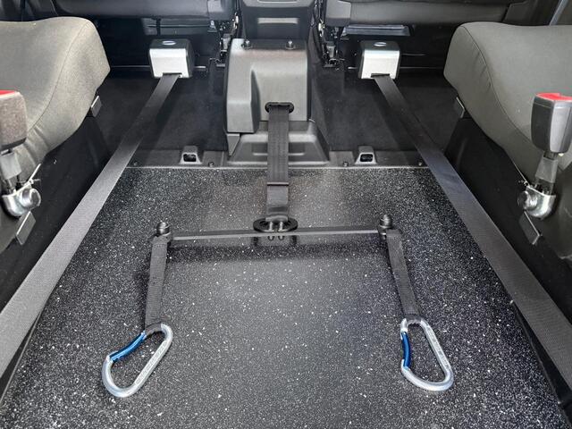 Ford TOURNEO CONNECT L2 Rolstoelauto Automaat 4+1 (verlengde ombouw) - 1e Eigenaar - NIEUWSTAAT