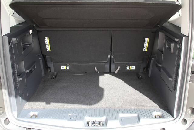 Ford TOURNEO COURIER 1.0-125pk Titanium AUTOMAAT ! UNIEKE Ford Tourneo Courier personen uitv. Fabr. garantie t/m 26-08-2029. Autm. airco, adapt. cruise cntrl, winterpkkt, LM wielen, navigatie, telefoonvoorb., lane- en side assist etc.