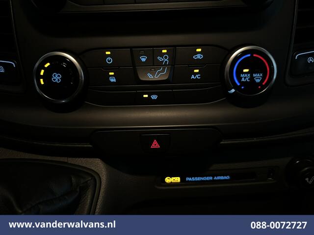 Ford TRANSIT 2.0TDCI 130pk Bakwagen Laadklep Euro6 Airco | Camera | Verwarmde voorruit Bijrijdersbank