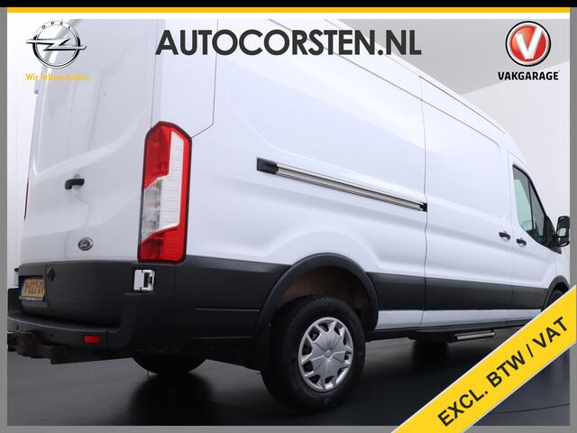 Ford TRANSIT 350 2.0TDCI 170PK Automaat L3H2 3-Persoons Apple Carplay Android Auto Airco Navi Camera Pdc Cruise Control Aut.Verlichting VoorruitVerwarming Lane-dep. Led Verst.Stoel Elek.Ramen Trend Schuifdeur Wand-Vloerbekleding Trekhaak Voorbereiding 1e Eigenaar Euro