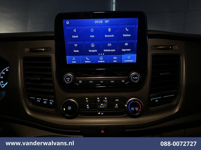 Ford TRANSIT 2.0 TDCI 131pk L2H2 Euro6 Airco | Camera | Navigatie | Apple Carplay | Android Auto LED, Cruiscontrol, Verwarmde Voorruit, Bijrijdersbank, Parkeersensoren, 2550kg trekvermogen