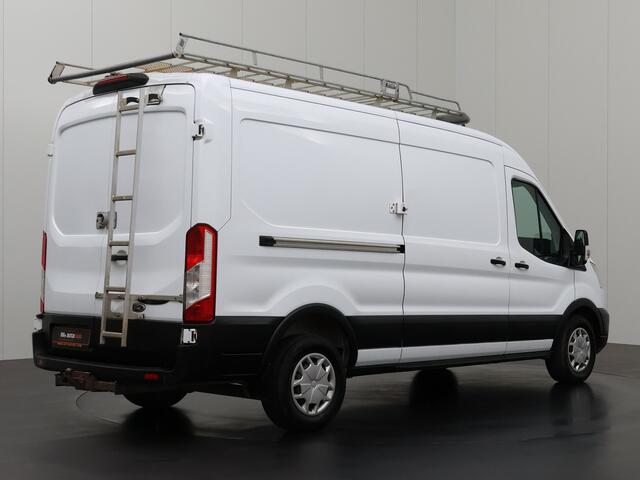 Ford TRANSIT 2.0TDCI 130PK L3H2 Imperiaal | Trekhaak | Gate Locks | Betimmering | 3-Persoons | Airco | Cruise