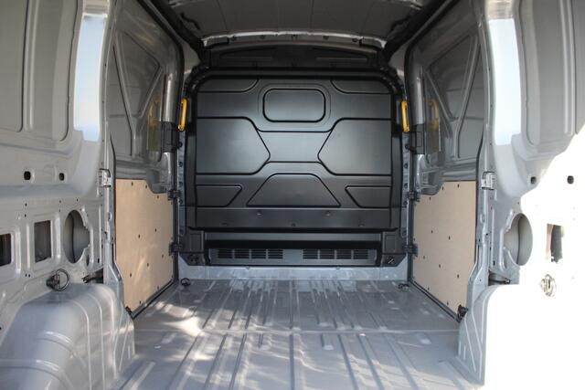 Ford TRANSIT 350 2.0TDCI 165pk L2H2 Trend | Automaat | 2800kg trekgewicht | L+R Zijdeur | Carplay/Android | Camera | Cruise | Sync 4 13" | Lease 645,- p/m