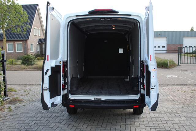Ford TRANSIT 350 2.0 TDCI 125KW Euro6 Automaat L3H2 Trend RWD ? 3-zits ? navigatie / camera ? airco