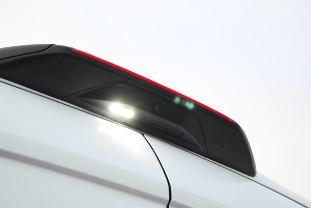 Ford TRANSIT 350 2.0TDCI 165pk L3H2 Trend RWD | Automaat | 3500kg trekgewicht | Standkachel | Camera | Cruise | Lease 645,- p/m