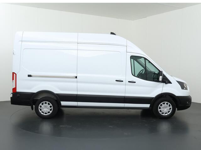 Ford TRANSIT 350 | 2.0 TDCI | L3 H3 | Trend | Parkeercamera | 360° graden camera | Navigatie | Laadruimte-pakket | Adaptive Cruise Control | 3-zits | Stoelverwarming | Apple Carplay |