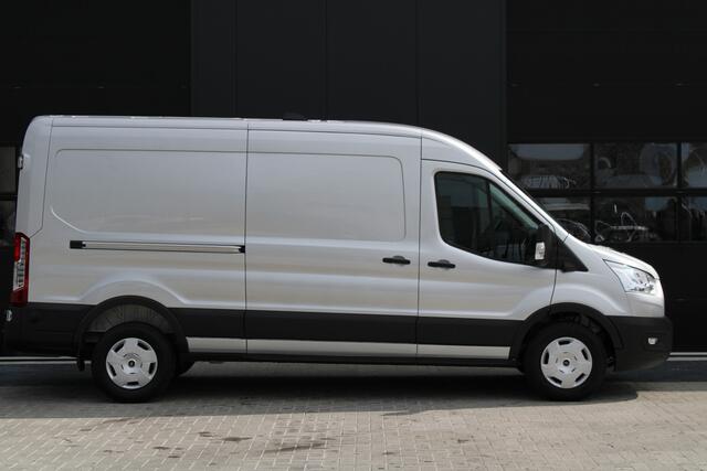 Ford TRANSIT 350 2.0 TDCI L3H2 Trend 165pk - Facelift - 2x Schuifdeur - 360 Camera - Trekhaak - ACC - Stoel & Stoelverwarming - Blind Spot - Navi - 270gr deuren - Rijklaar