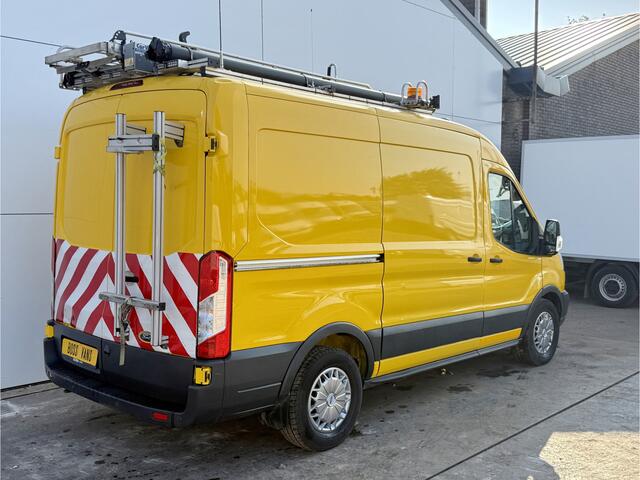 Ford TRANSIT 350 2.0 TDCI 130PK Elektrisch Imperiaal Volledige Carval Inbouw Airco Cruise Control Camera Navigatie Standkachel Parkeersensoren voor achter
