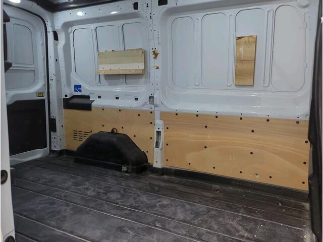 Ford TRANSIT 310 2.0 TDCI L2H2 / 3Pers. / Imperial & Ladder / Airco / Trekhaak / Pdc.V+A / Navigatie / Distr.vv.bij 60.400 km / *Ideaal voor Camper* /