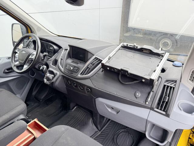 Ford TRANSIT 350 2.0 TDCI 130pk Elektrisch Imperiaal Volledige Carval Inbouw Airco Cruise Control Camera Navigatie Standkachel Parkeersensoren voor achter