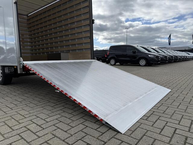 Ford TRANSIT 350 2.0 TDCI | L4 H1 | TREND SKELETAL | KARHOF GESLOTEN BAK INCL. OVERLOOP KLEP | UIT VOORRAAD LEVERBAAR | KENTEKEN 2024 | 170 PK | AIRCO | CRUISE CONTROL | DAB+ | LANE-ASSIT | 3-ZITS