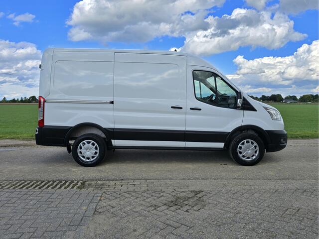 Ford TRANSIT 350 2.0 TDCI L2 H2 - 130 Pk - Euro 6 - Airco - Cruise Control
