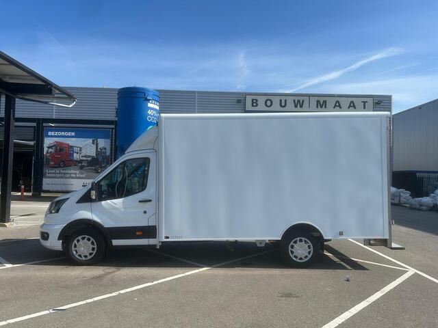 Ford TRANSIT 350 2.0 TDCI L4H1 Trend Bakwagen | Uit voorraad leverbaar | Gesloten Bak met Deuren | Kenteken 2024 | Bluetooth | Cruise Control | Voorruitverwarming | Laadvermogen 1303 KG | Sync4 |
