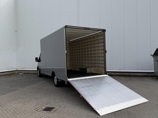 Ford TRANSIT 350 2.0 TDCI L4H1 Trend Bakwagen | Uit voorraad leverbaar | Karhof Gesloten bak + Overloopklep Kenteken 2024 | Bluetooth | Cruise Control | Voorruitverwarming | Laadvermogen 1200KG + |