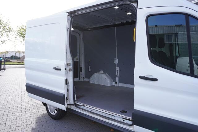 Ford TRANSIT 2.0 TDCI L2H2 EURO 6 - Airco - Cruise - PDC - ¤12.950,- Excl.