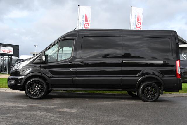 Ford TRANSIT 350 2.0 TDCI L3H2 RWD Black Edition Adaptieve Cruise, Camera, 3500kg Trekhaak, 2 x Schuifdeur, Carplay, Xenon, 165pk, Automaat, Uniek!