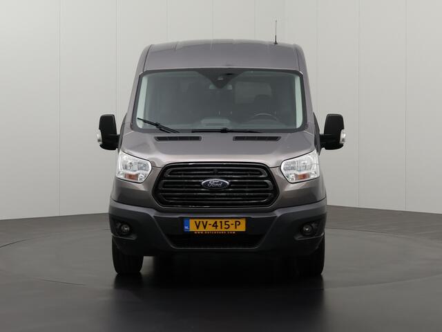 Ford TRANSIT 2.2TDCI 125PK L2H2 Dubbele Cabine | Navigatie | Camera | 2800Kg Trekhaak | Airco