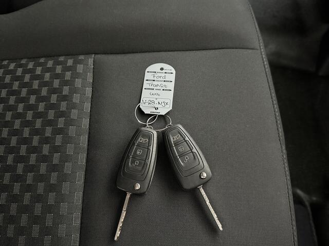 Ford TRANSIT 2.0TDCi 130PK L3H3 Laadklep | Navigatie | Camera | Airco | Cruise | 3-Persoons