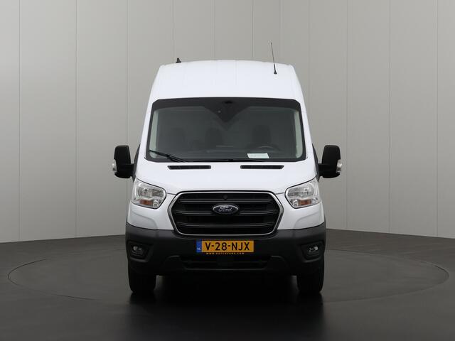 Ford TRANSIT 2.0TDCi 130PK L3H3 Laadklep | Navigatie | Camera | Airco | Cruise | 3-Persoons
