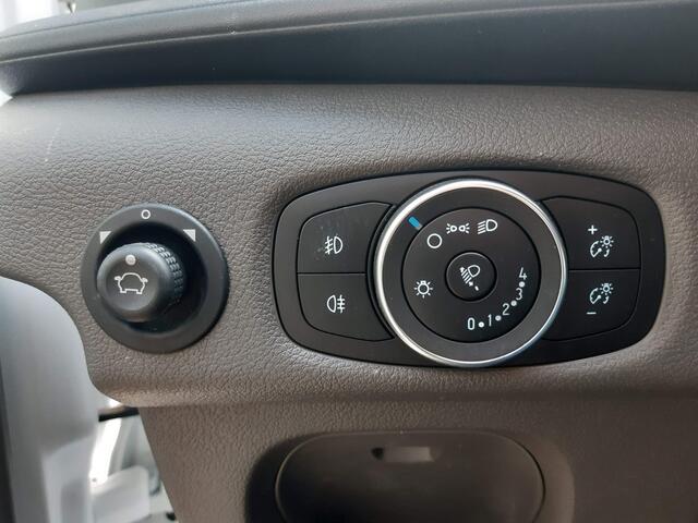 Ford TRANSIT 2.0 TDCI L2H2 Trend Airco Cruisecontrol Parkeersensors Imperiaal trap op achterdeur