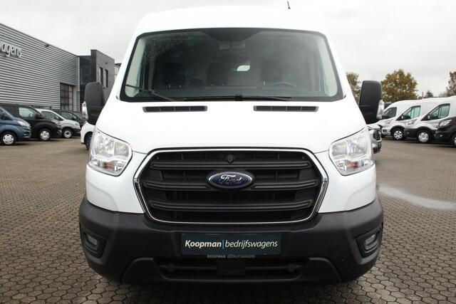 Ford TRANSIT 290 2.0TDCI 130pk L2H2 Trend | Trekhaak | Ramen Achter | Stoelverwarming | Cruise | Lease 396,- p/m