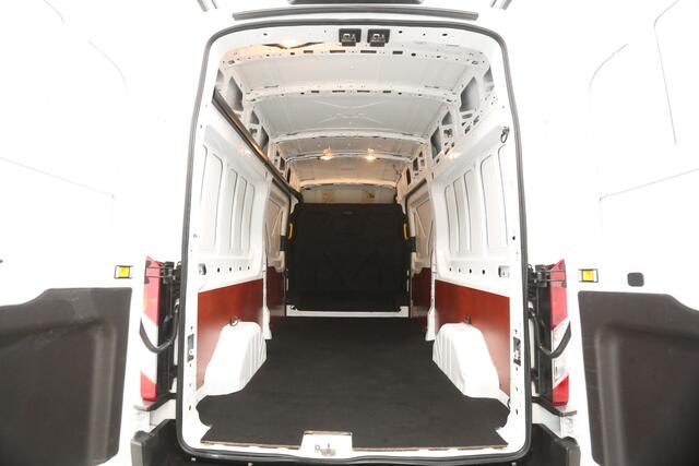 Ford TRANSIT 350 2.0 TDCI L3H3 | Airco | Cruise | 3-Zits | Trekh. | Parkeersens. | 2xSchuifdeur | Imperiaal