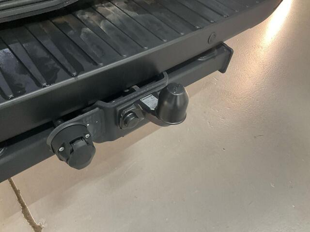 Ford TRANSIT 350 2.0 TDCI L3H2 Trend 130pk | Safety en Comfort pack | Trekhaak | SYNC 4 Navigatie