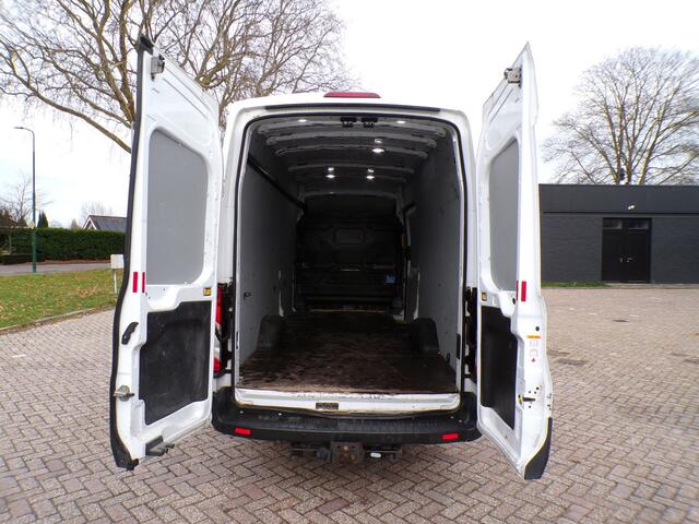 Ford TRANSIT 350 2.0 TDCI L3H2 Trend AIRCO,SCHUIFDEUR,TREKHAAK !!!