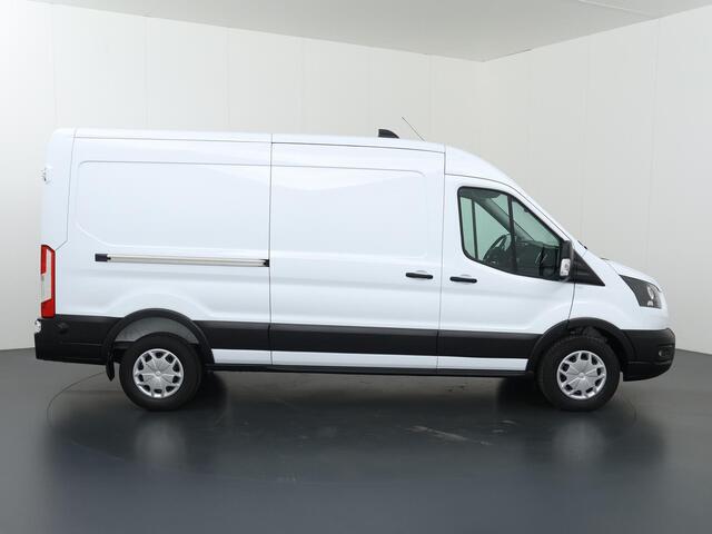 Ford TRANSIT 350 | 2.0 TDCI | L3 H2 | Trend | TREKHAAK 2500 KG AHW | CLIMATE CONTROL | NAVIGATIE | PARKEERSENSOREN V+A | CRUISE CONTROL | BIJRIJDERSBANK | LAADRUIMTE PAKKET | APPLE CARPLAY / ANDROID AUTO | STOEVERWARMING