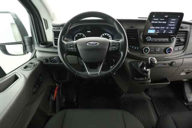 Ford TRANSIT 290 2.0 TDCI L2H2 | Airco | Cruise | Camera | Carplay | 3-Zits | Stoelverw. | 2xSchuifdeur | Parkeersens.