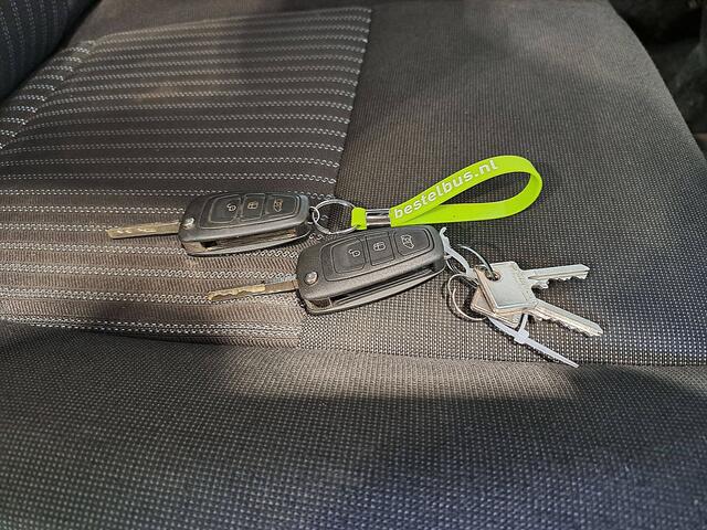 Ford TRANSIT 350 2.0 TDCI L2H2 Trend Imperiaal Werkplaats-Inrichting Navi Airco Camera 130Pk Euro6 Oh-Historie 1e Eigenaar!