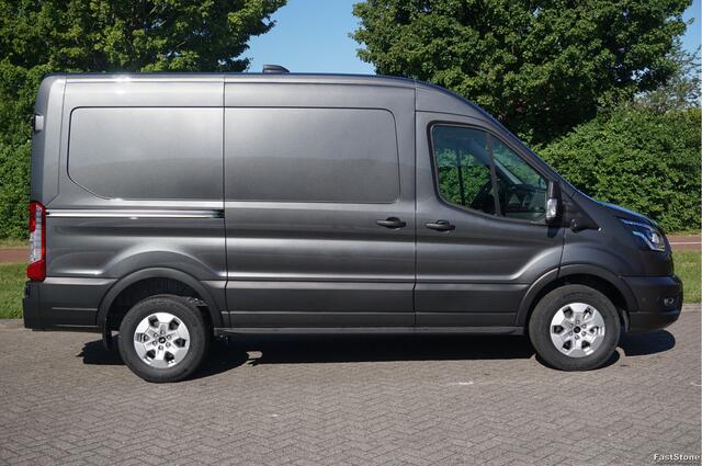 Ford TRANSIT 350M L2H2 Limited AUT-8 165PK BPM VRIJ Navi, Camera, Xenon, Lm Velg, Trekhaak!! NR. A115