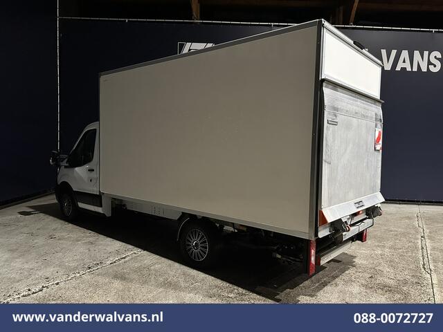 Ford TRANSIT 2.0 TDCI 160pk Bakwagen Laadklep Euro6 Airco | Cruisecontrol | Lat om Lat betimmering Verwarmde Voorruit, Bijrijdersbank